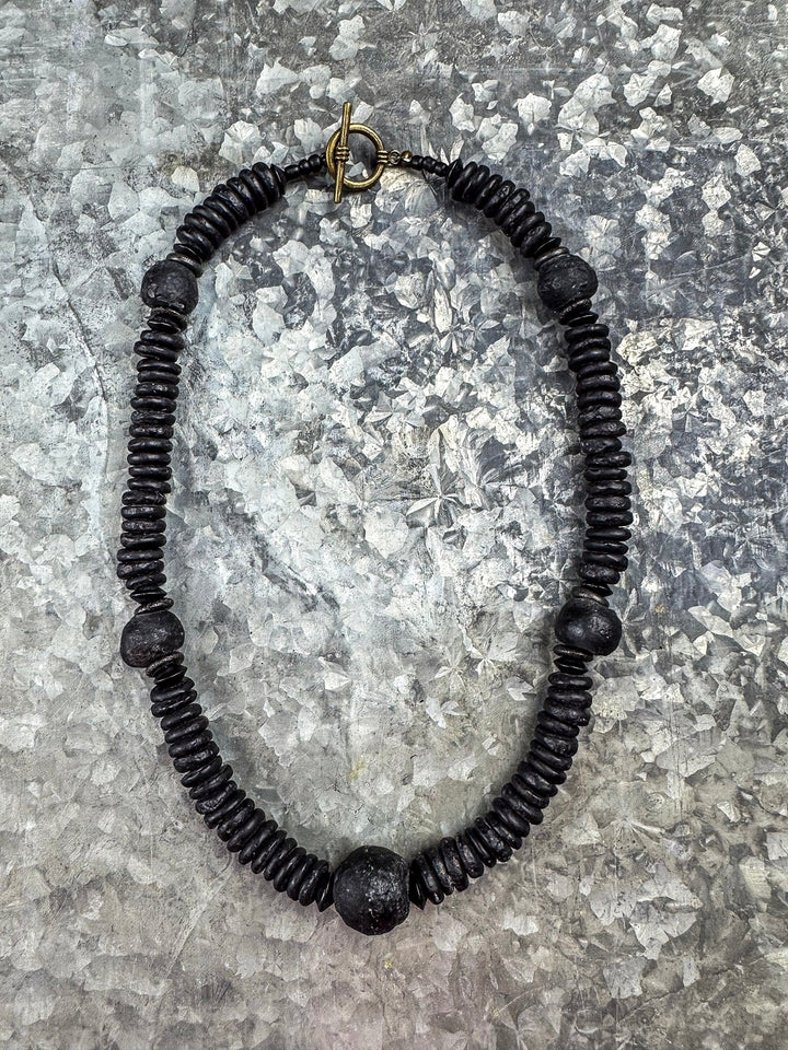 Classic Glass Necklace | Nightfall