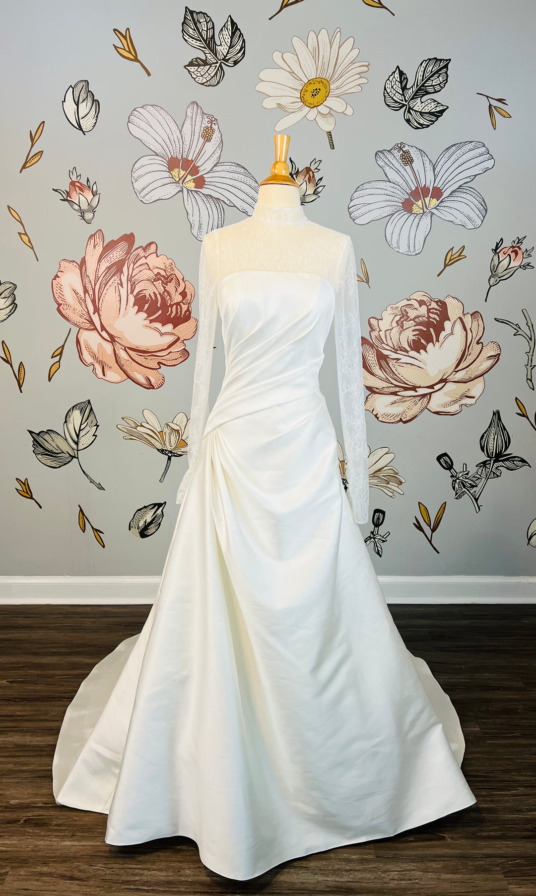 Lotus Threads Gown Style 22103 Size 4