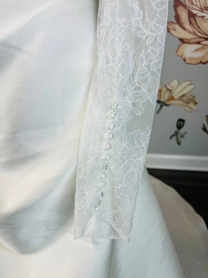 Lotus Threads Gown Style 22103 Size 4