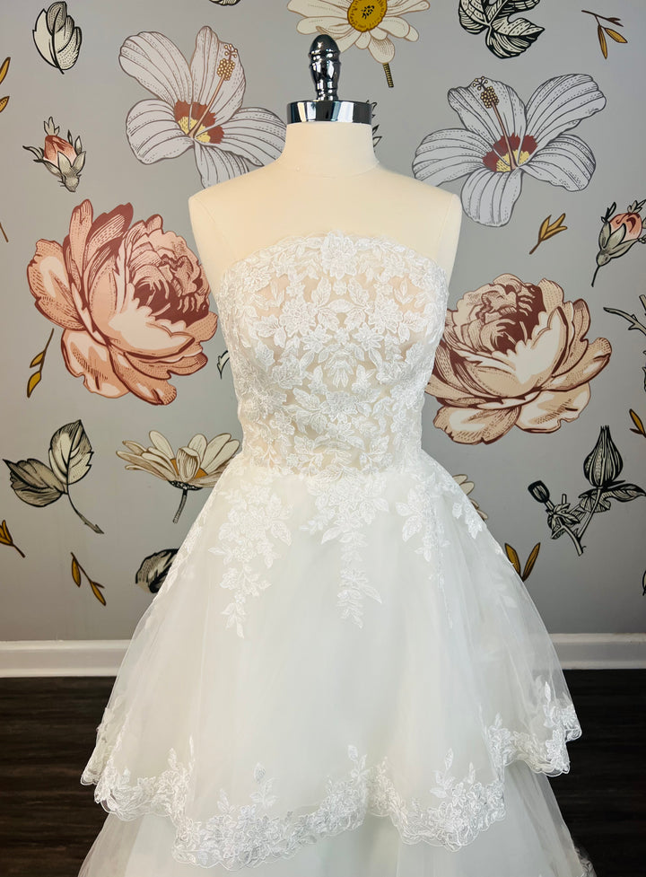 Lotus Threads Gown Style 22106 Size 10