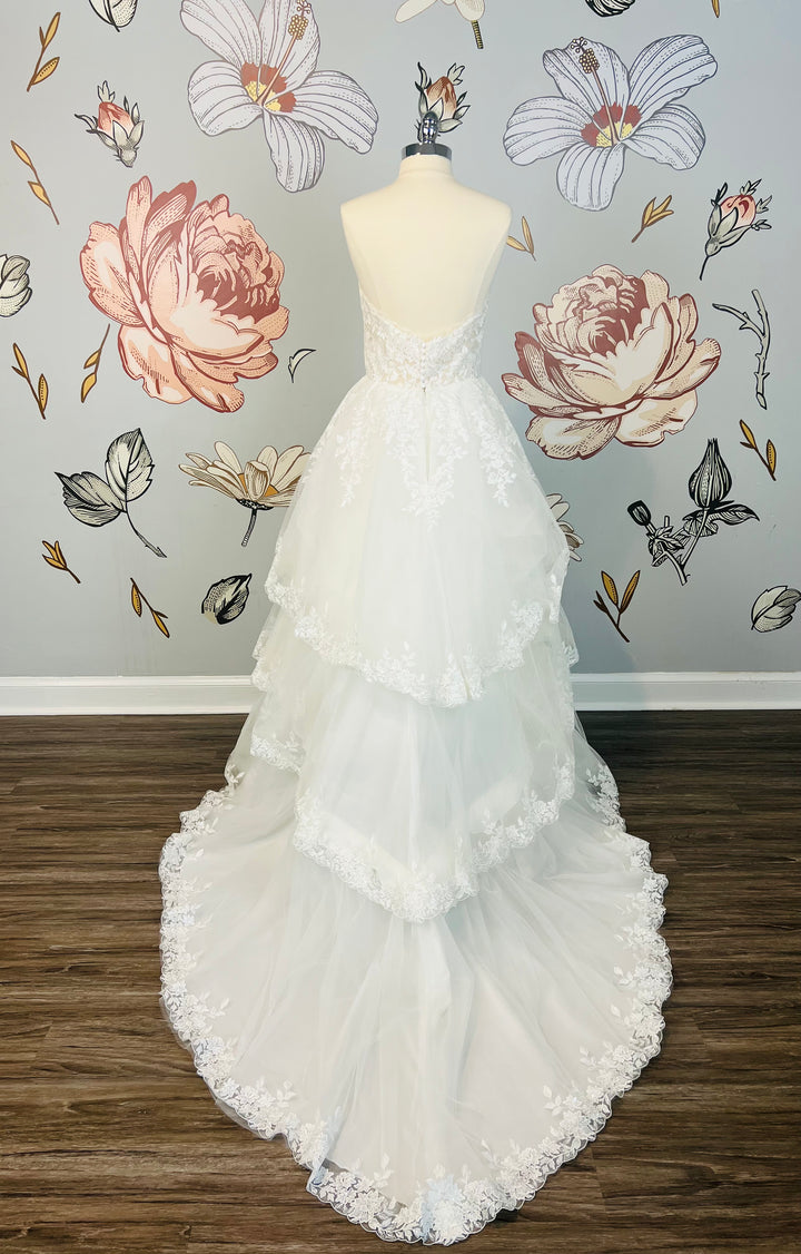 Lotus Threads Gown Style 22106 Size 10