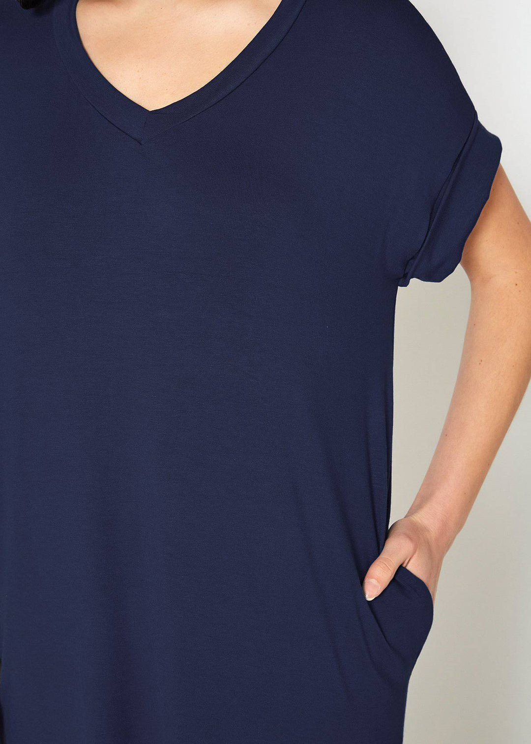 Women's Round Neck T-shirt Dress With Pockets