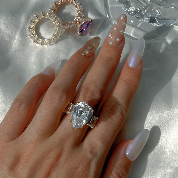 Socialite Ring