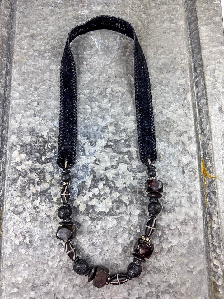 Mid Classic Necklace | Nightfall