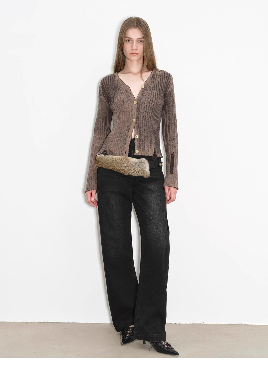 "Blue Island" heavy-duty distressed, slim and durable mid-rise curved knife cotton washed jeans by Firelady Fur