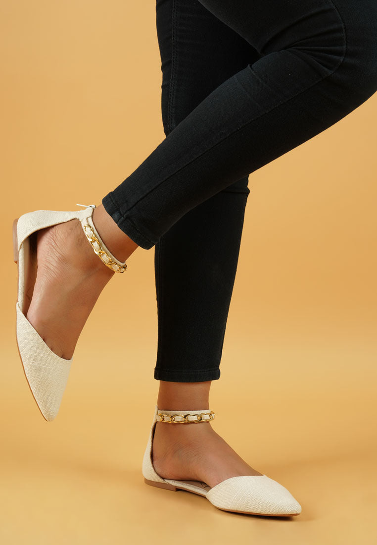 Buqisi Chain Embellished Flat Sandals by London Rag