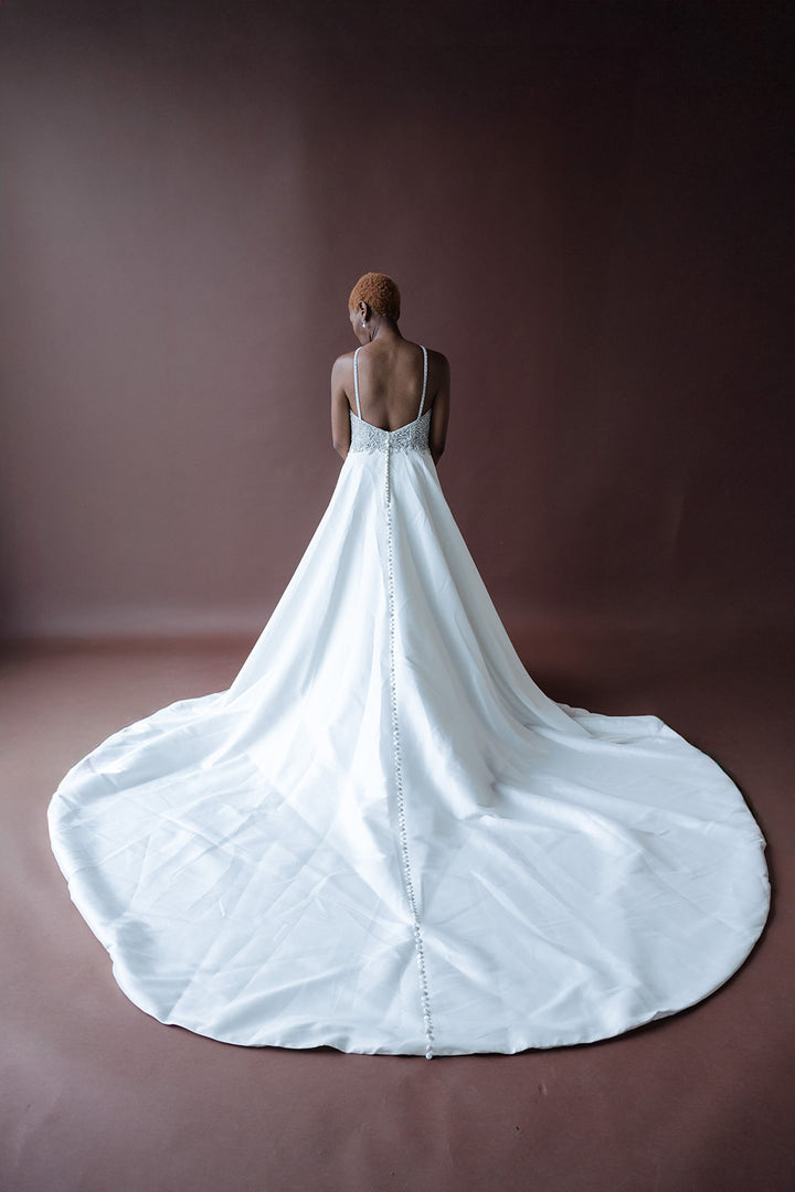 The Blanche Gown - Size 8