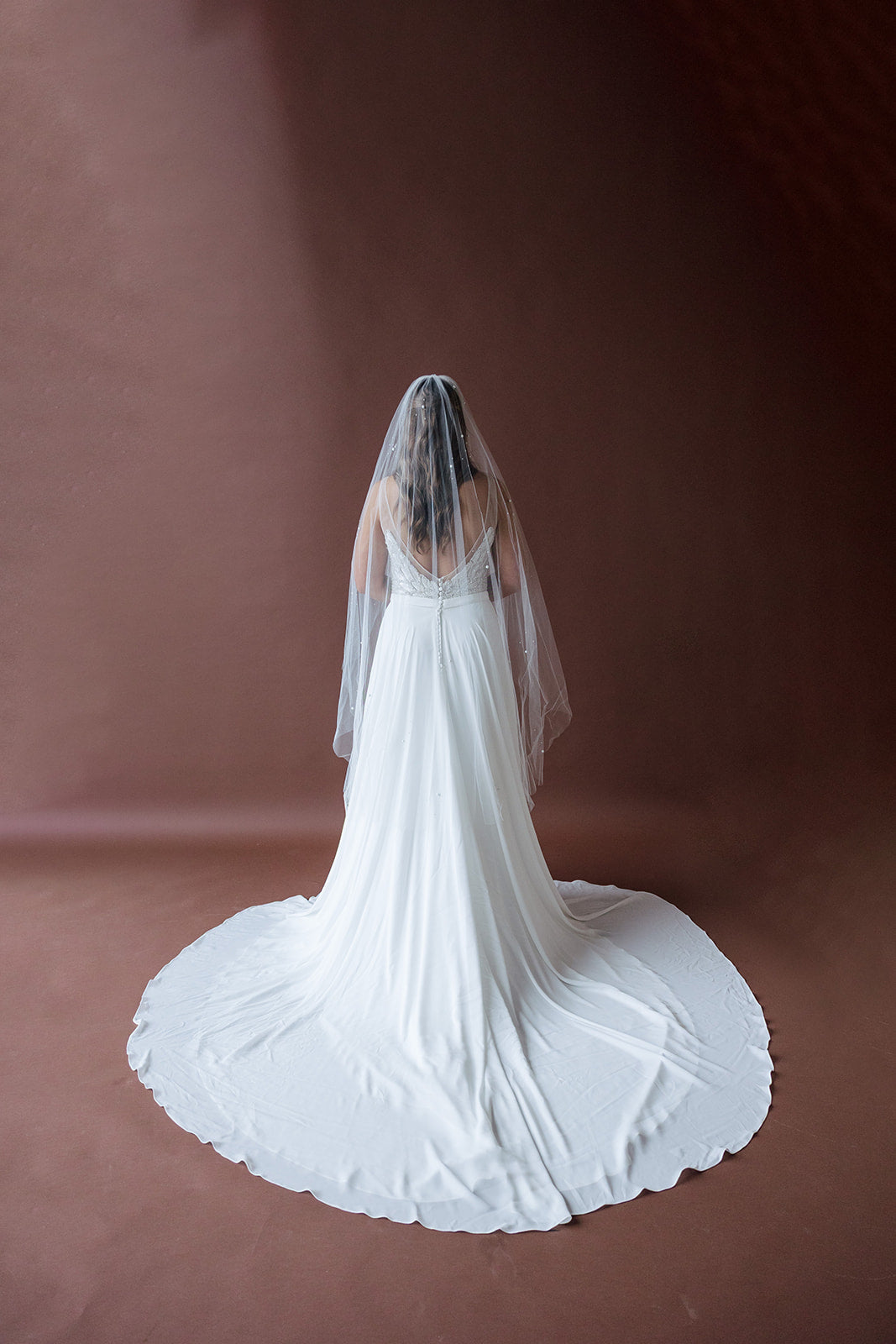 Moon Pearls Veil (2 Lengths Available)