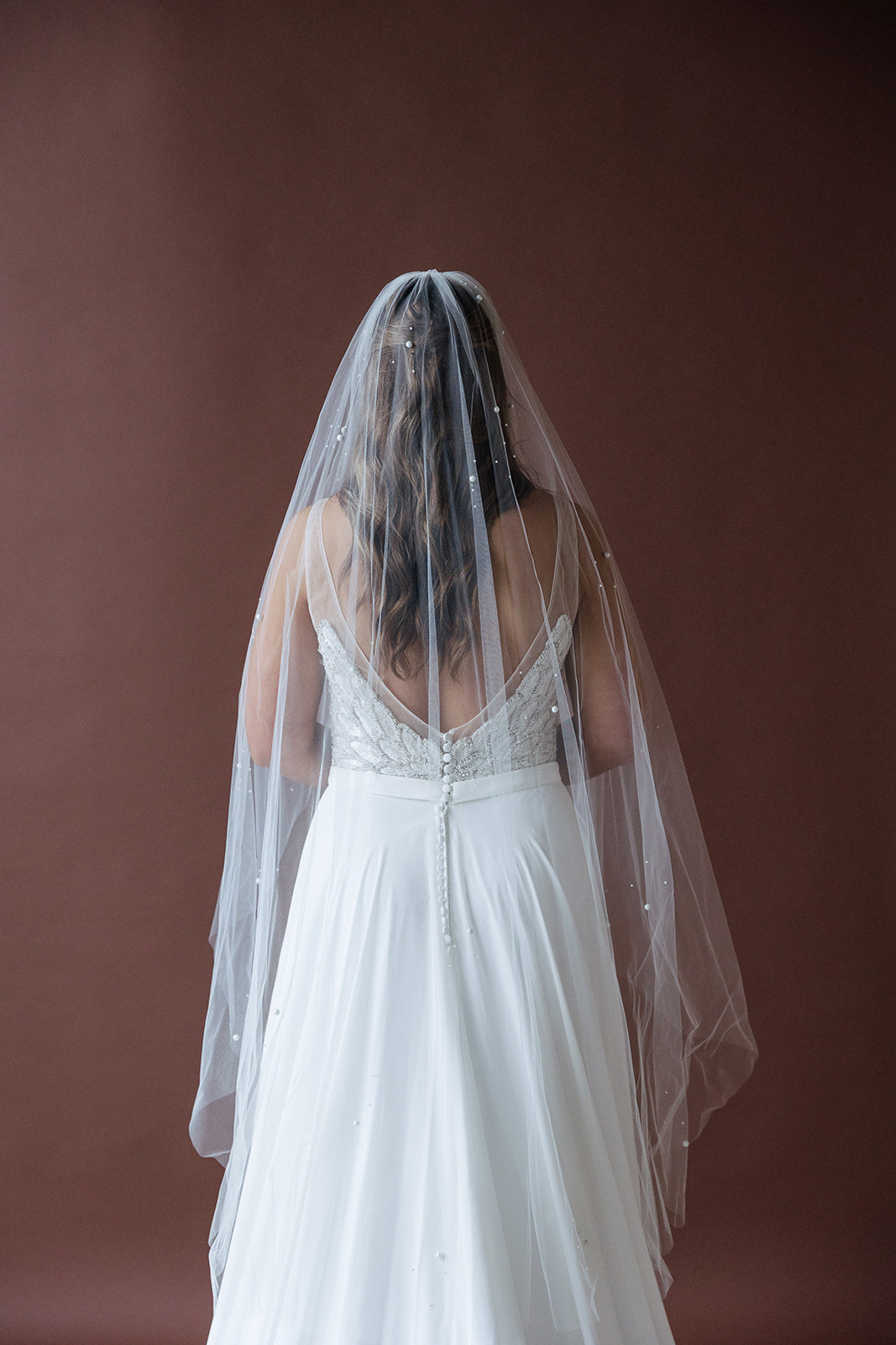 Moon Pearls Veil (2 Lengths Available)