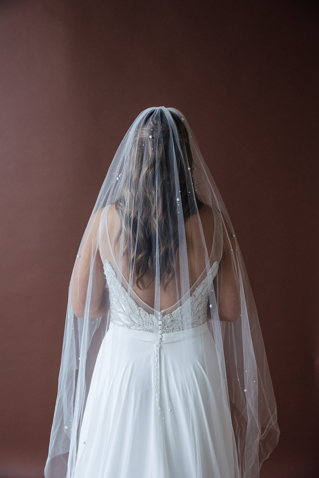 Moon Pearls Veil (2 Lengths Available)