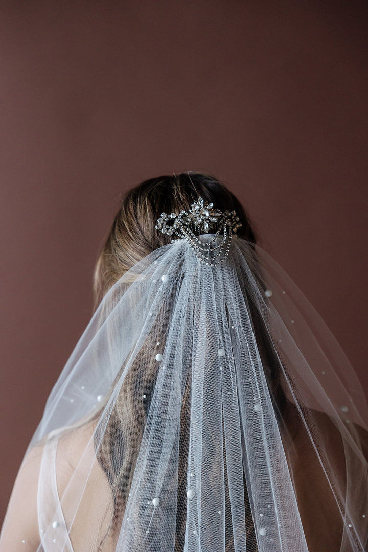 Moon Pearls Veil (2 Lengths Available)