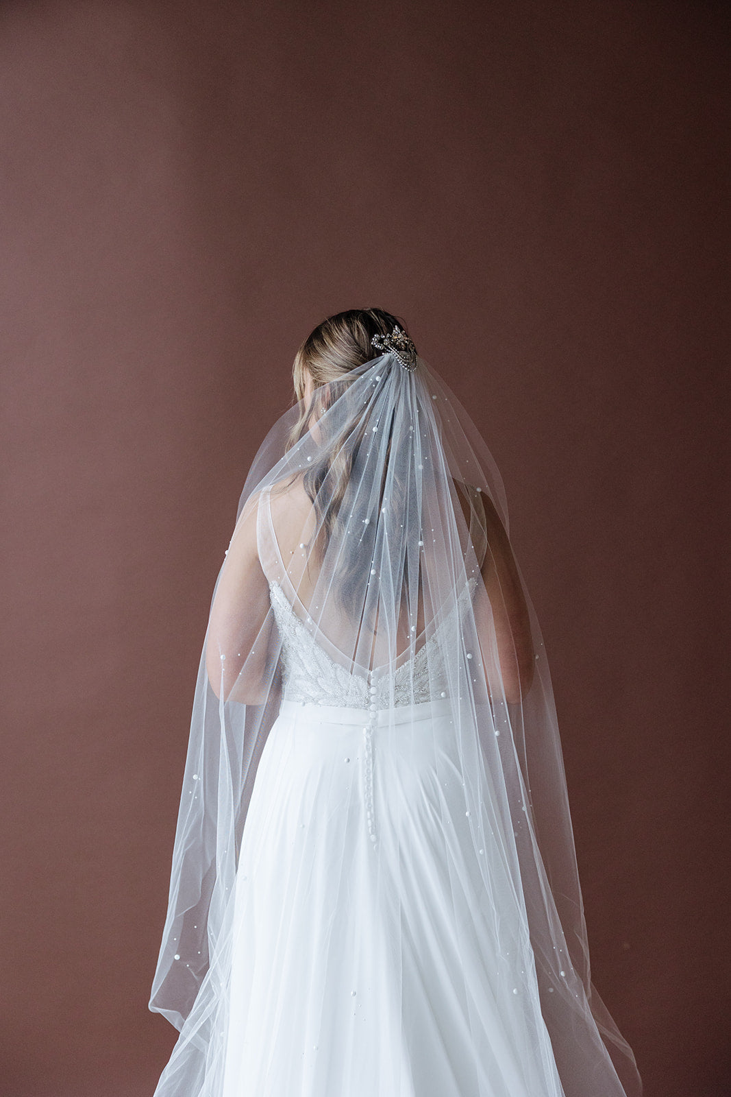 Moon Pearls Veil (2 Lengths Available)