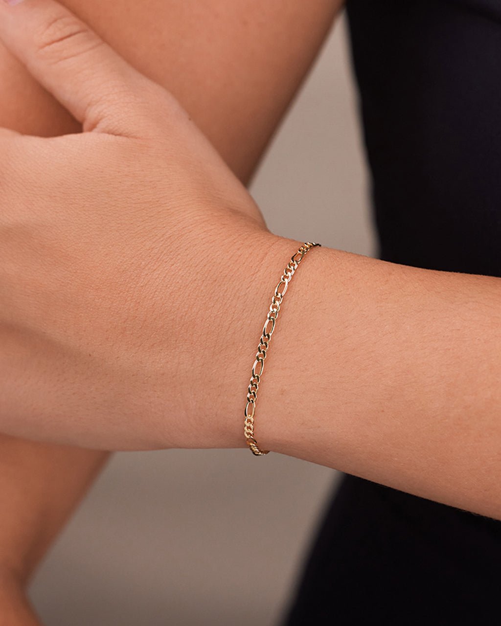Anne Dainty Figaro Chain Bracelet