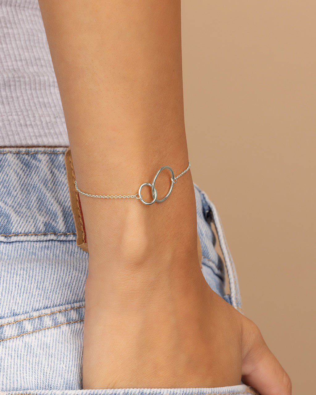 Interlocking Circle Bracelet