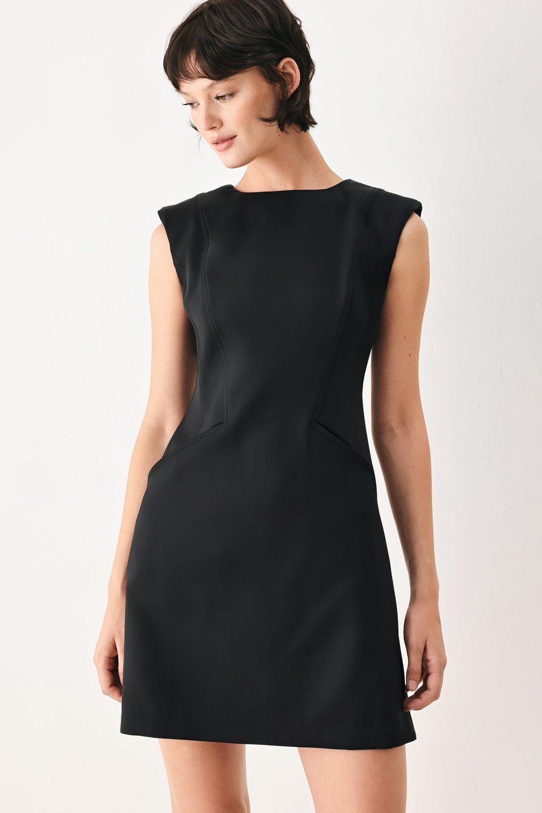 THE MODERN ICON WOVEN SHIFT DRESS