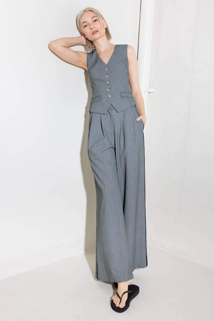 SMILE BRIGHT IN GREY WOVEN VEST