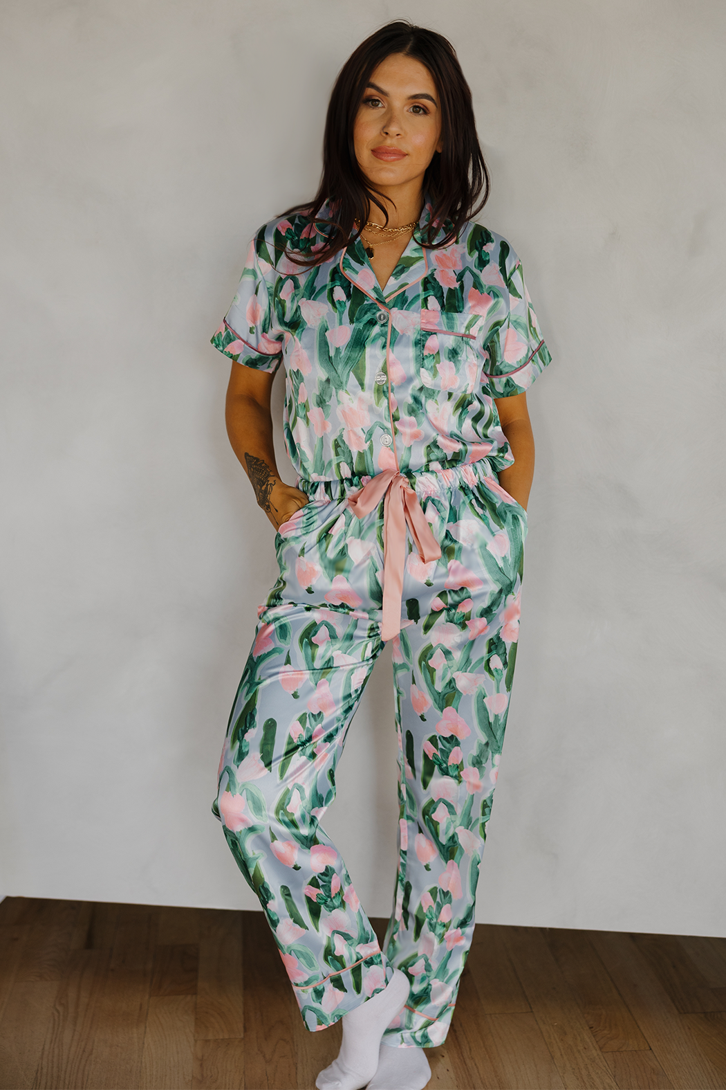 Tupc Pyjamas Fluid Tulips Satin Pajamas Pants Set with Ribbon tie – Pomp and Port
