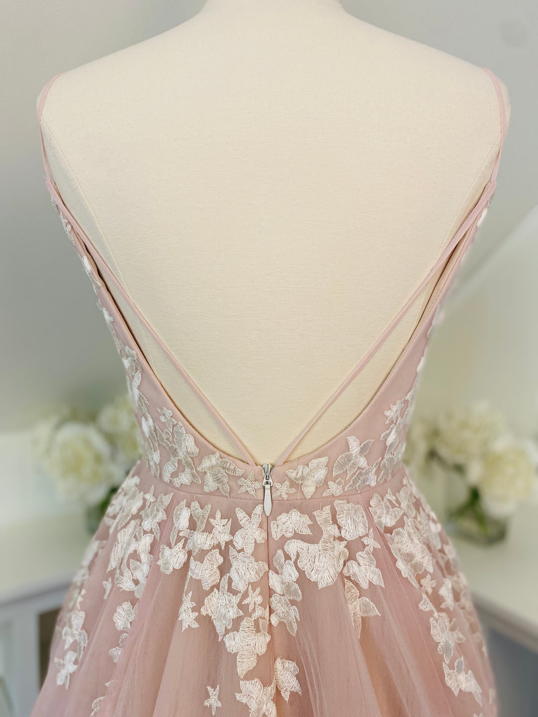 Blush by Hayley Paige Style 1709 (Denver) Size 12 Pomp and Port Blush by Hayley Paige Style 1709 (Denver) Size 12 Pomp and Port