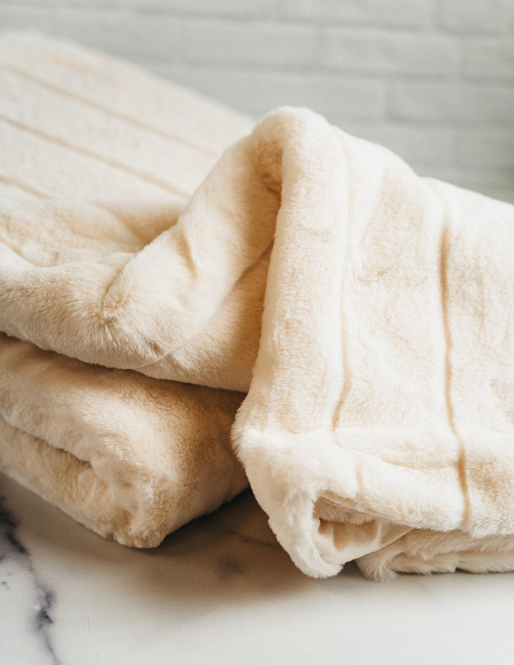 Luxe Faux Fur Throw Blanket by Giften Market