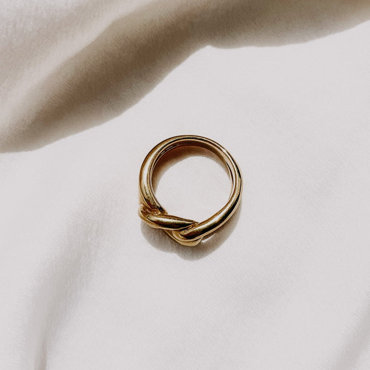 Leo Ring