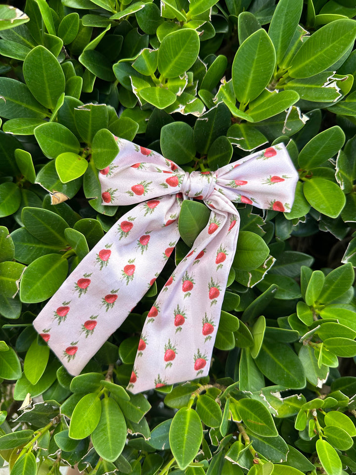 Strawberry Milk Bow