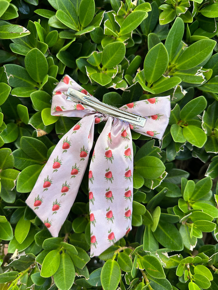 Strawberry Milk Bow