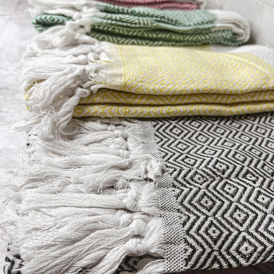 Haley Diamond Towel 200GSM by Gia Roma