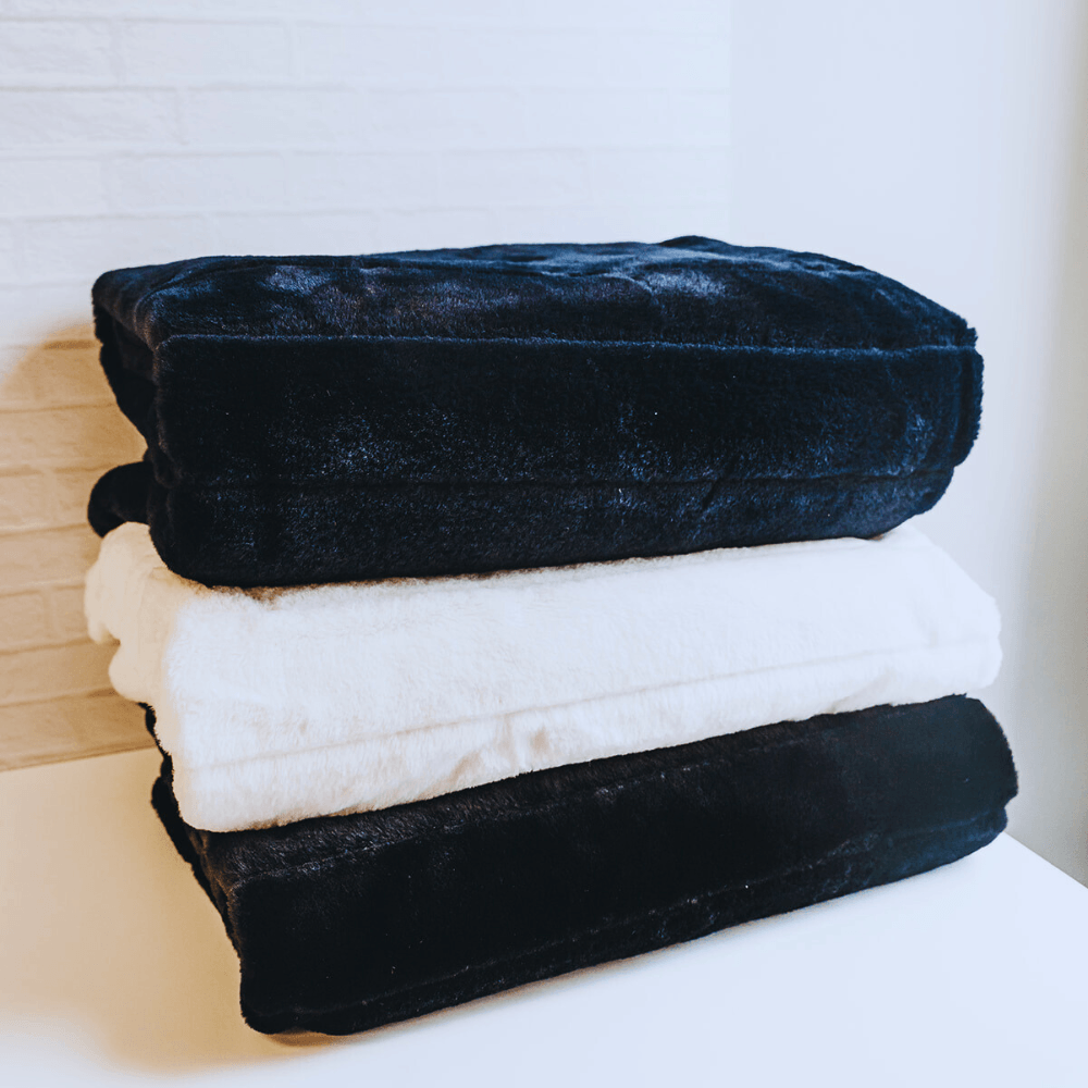 Luxe Faux Fur Throw Blanket by Giften Market