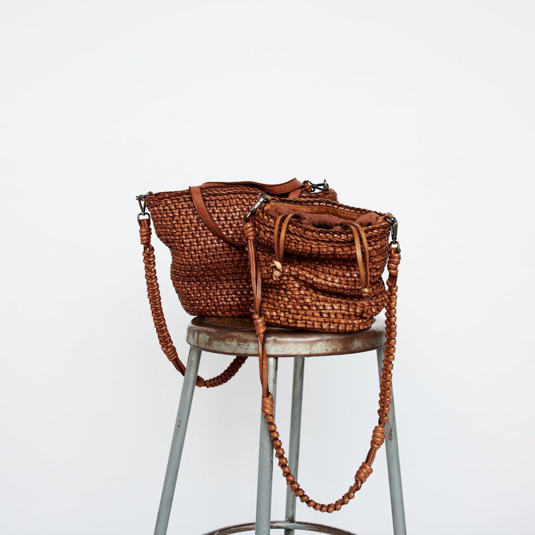 Cate Crossbody by Latico Leathers