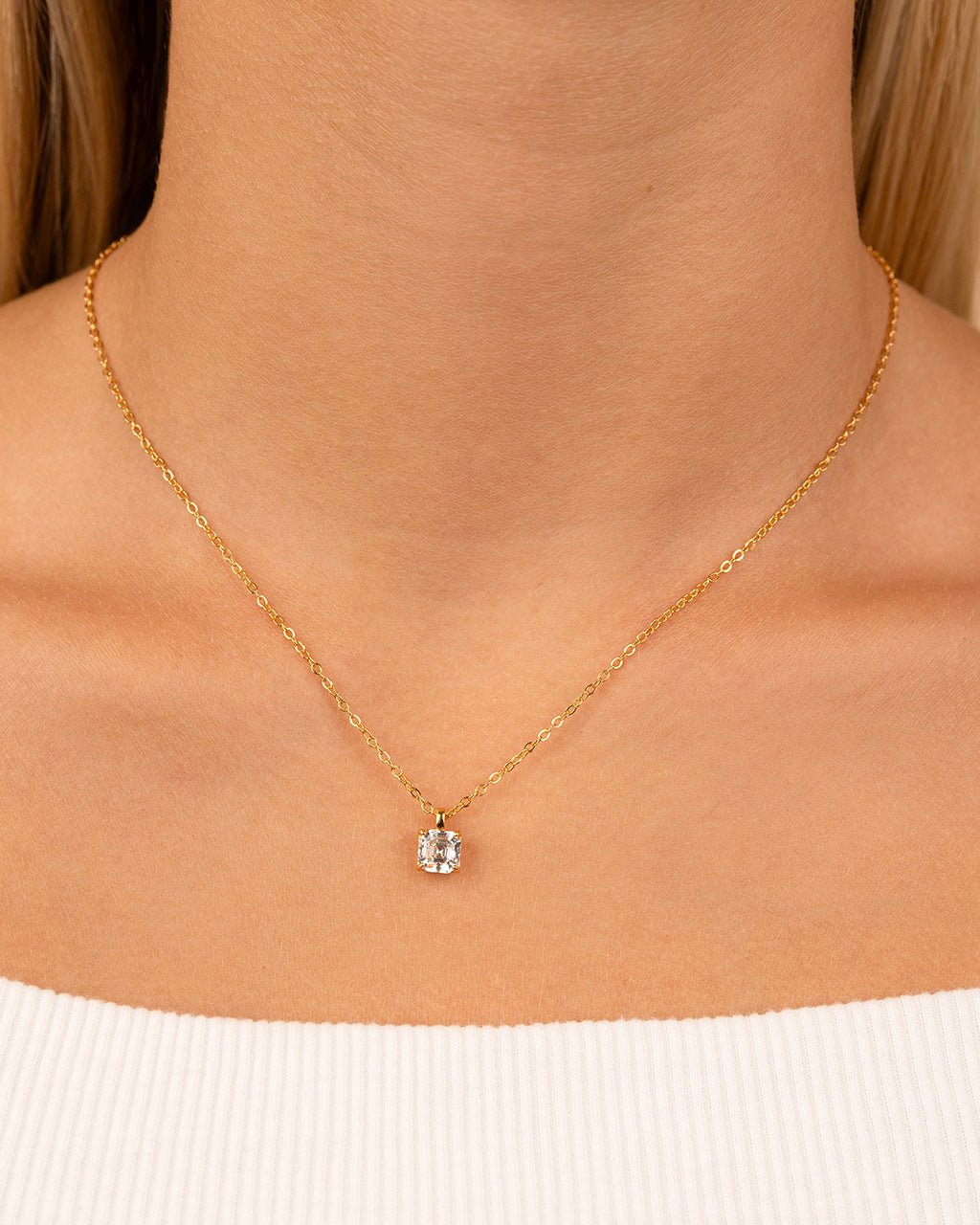 Asscher Prong Set Pendant