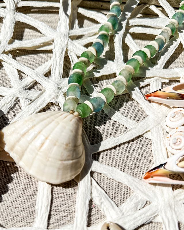 Classic Shell Necklace | Lagoon