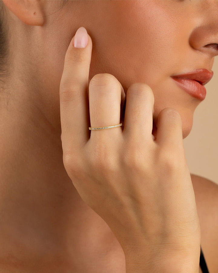 Thin CZ Band Ring