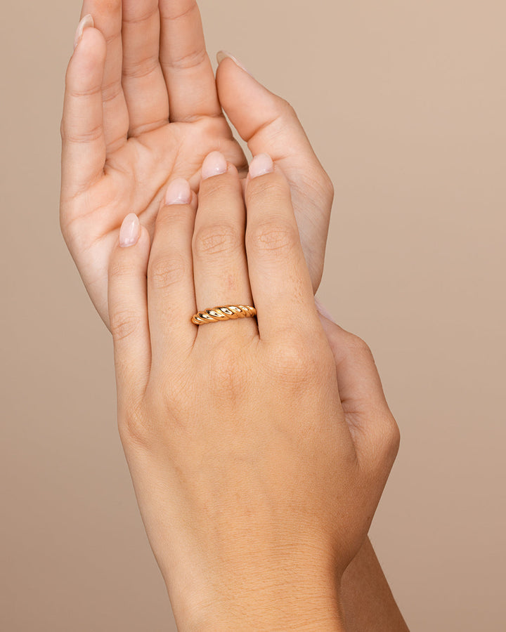 Graham Twist Band Ring