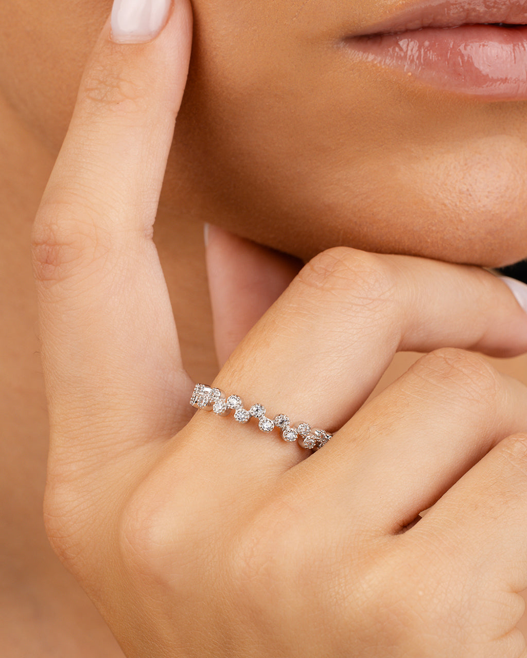 Bubbles Band Ring
