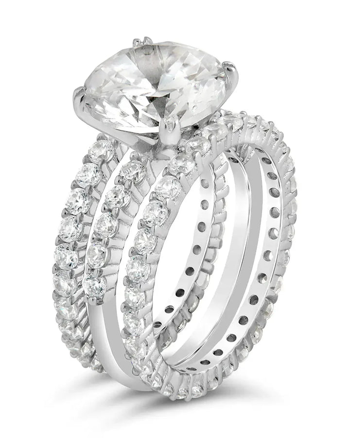 Brilliant Engagement Ring Set of 3