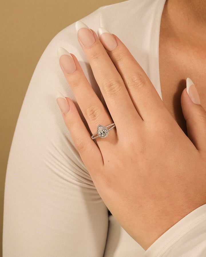 Pear Cut Engagement Ring