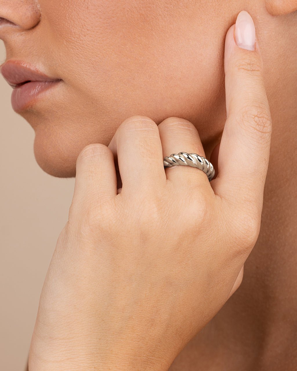 Graham Twist Band Ring