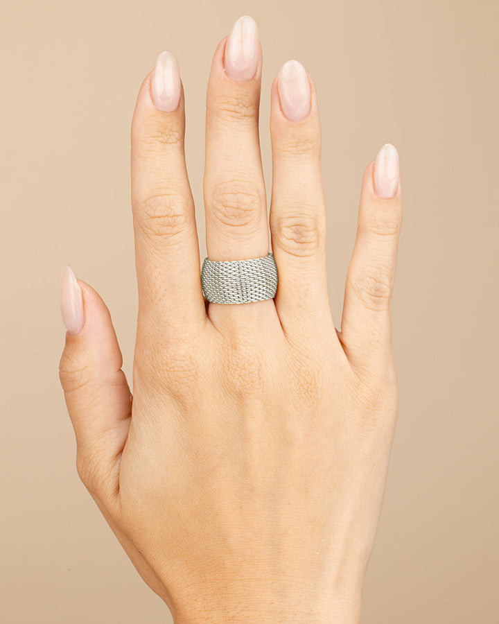 Wide Mesh Ring