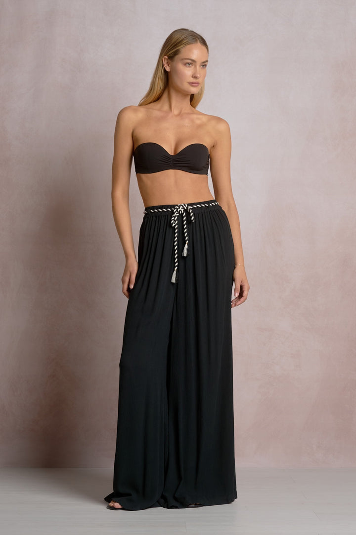 Raia Pant