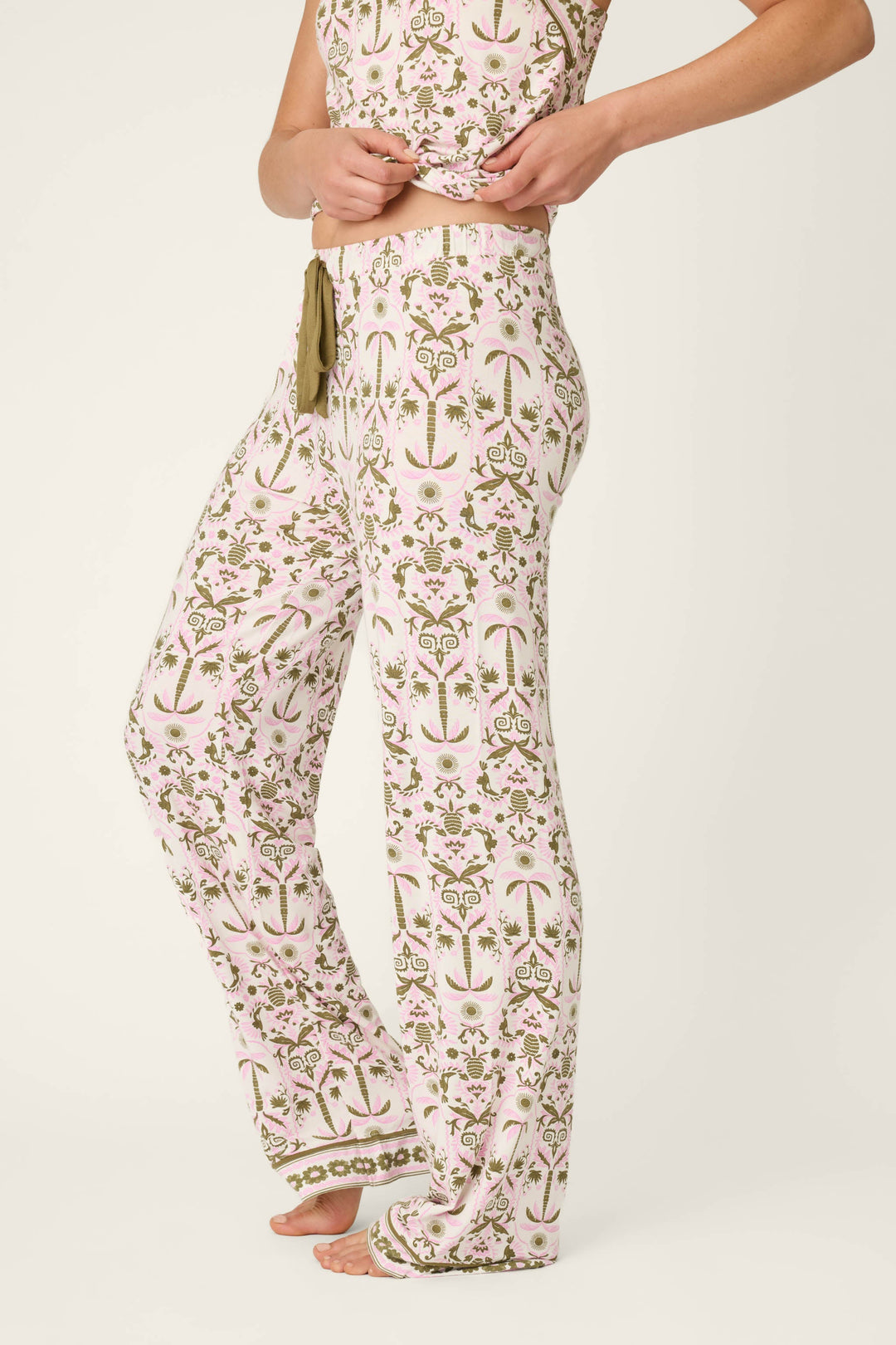 Déjà Vu Dreams Tiki Time Open Leg Pants