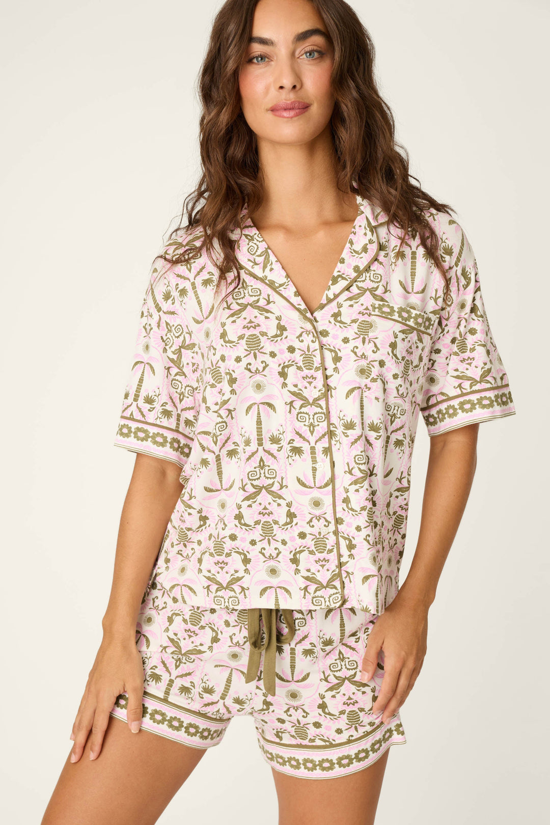 Déjà Vu Dreams Tiki Time Short Sleeve Top