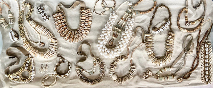 Layer Necklace Set | B+W Cowrie