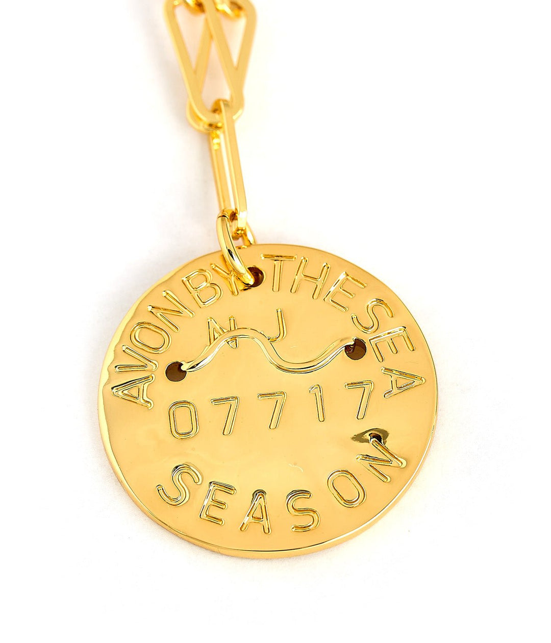 Beach Tag Charm Necklace – 18k Gold Plated