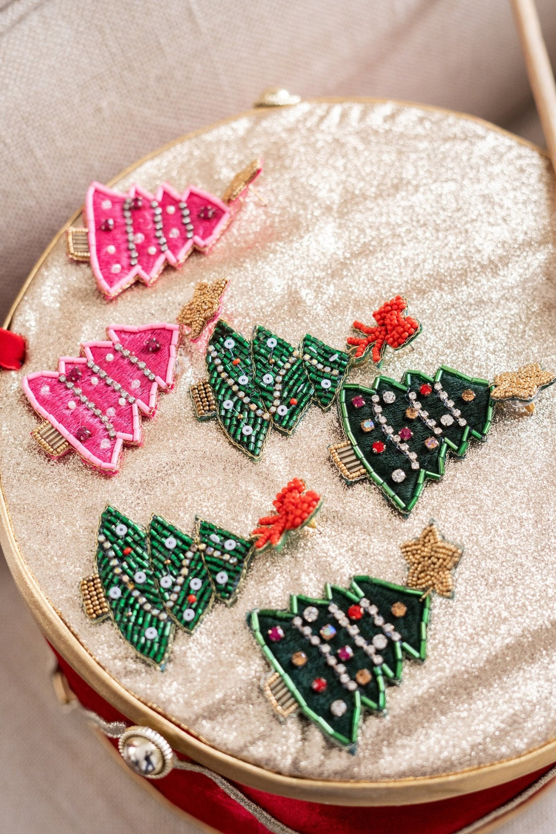 Christmas Tree Beaded Earring - Red Bow Top