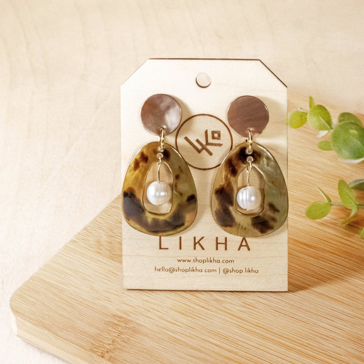 Mother of Pearl Earrings with Inner Pearl - Brown Tiger | LIKHÂ by LIKHÂ