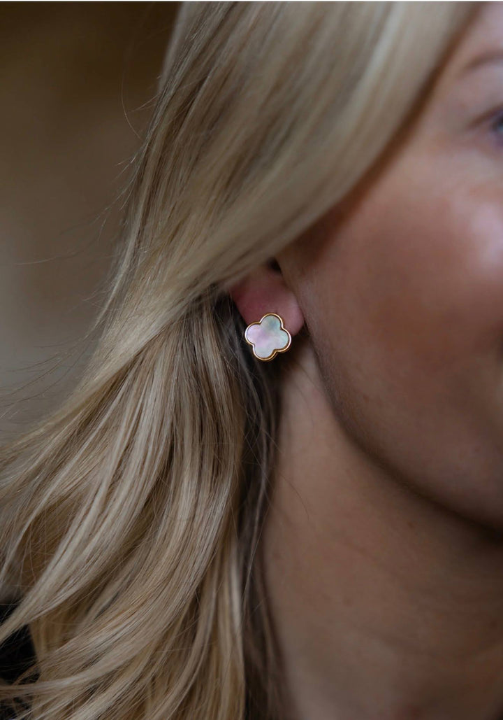 Elle- Clover Mother of Pearl Stud Earring - 18k Gold Plated-Darby Clark Collection