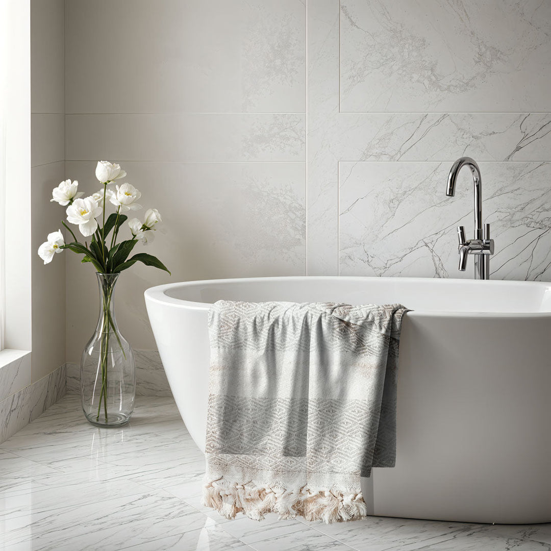 Haley Diamond Towel 200GSM by Gia Roma