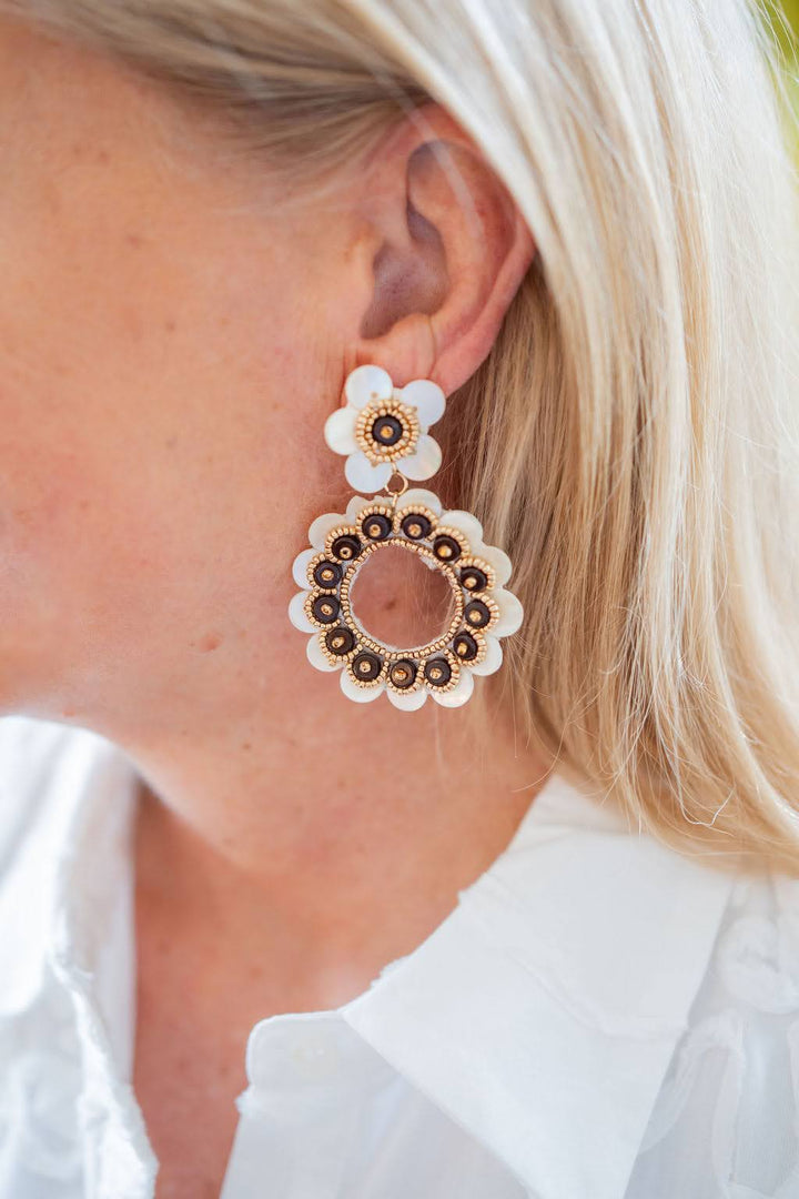 Kara Shell Earring