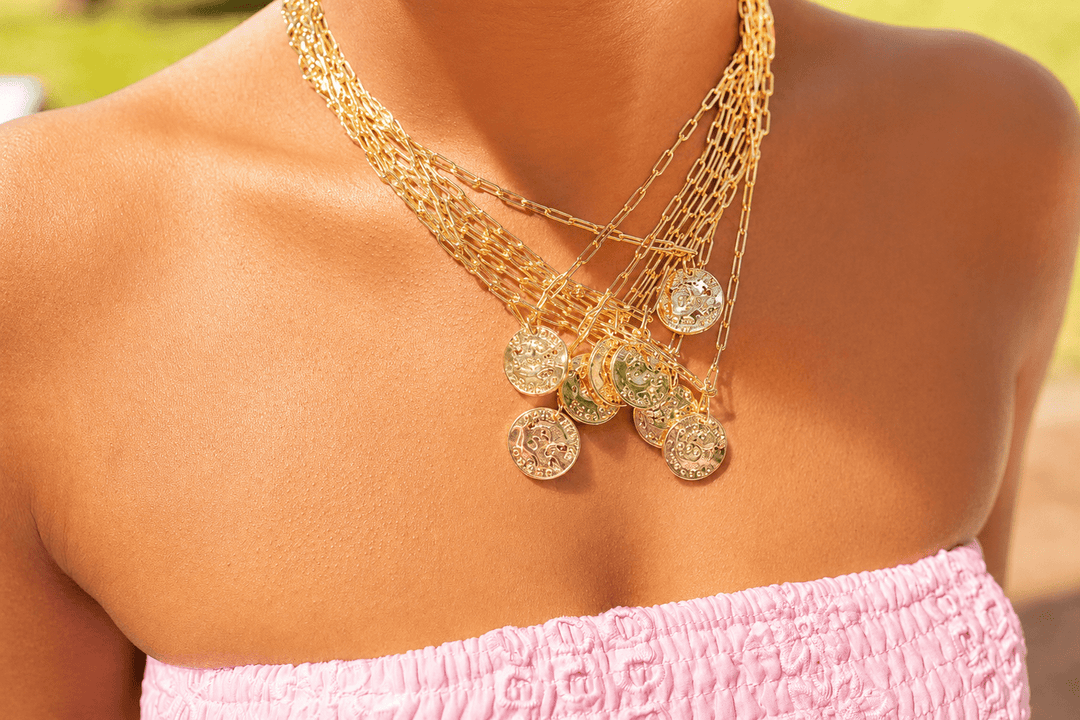 Mini Beach Tag Charm Necklace – 18k Gold Plated