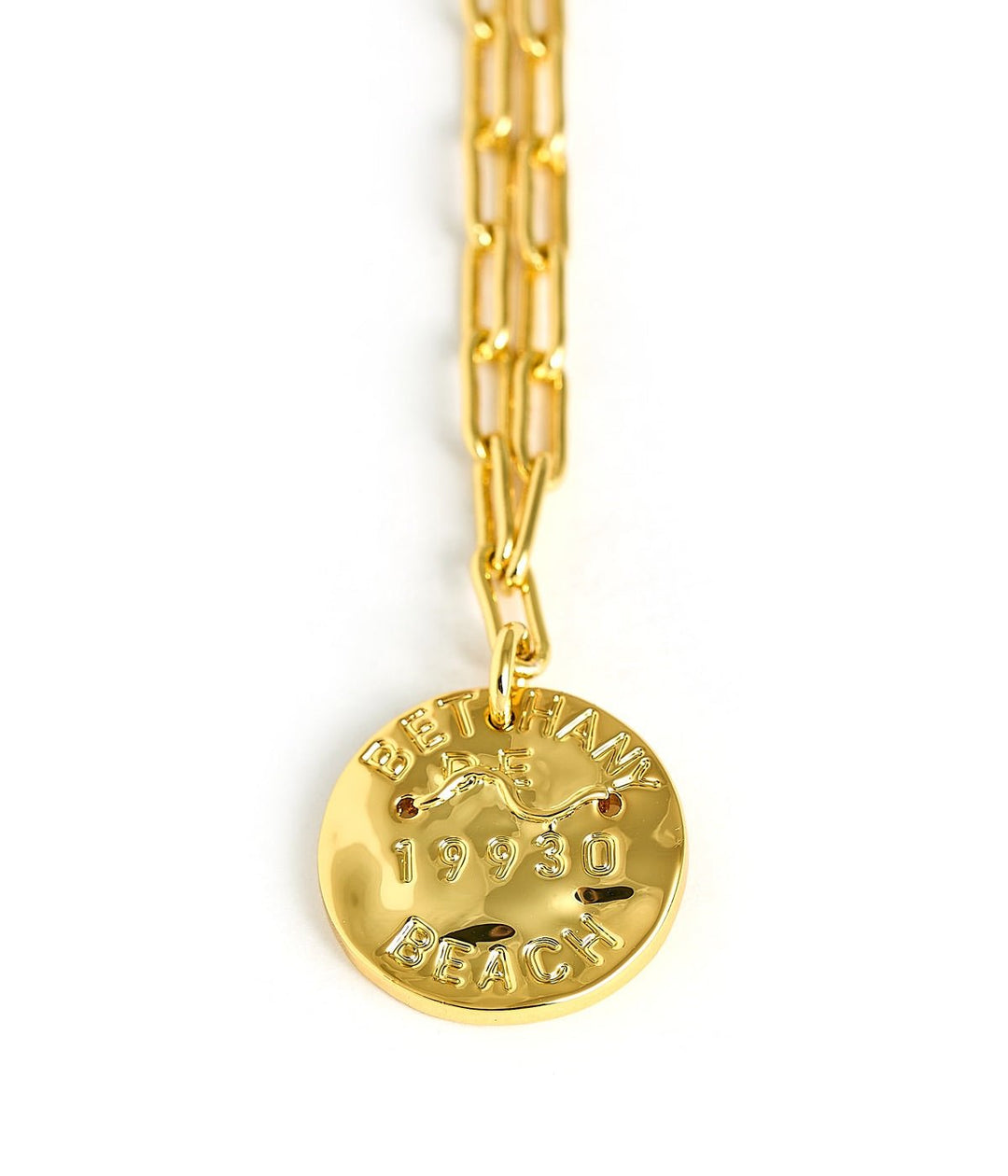 Mini Beach Tag Charm Necklace – 18k Gold Plated